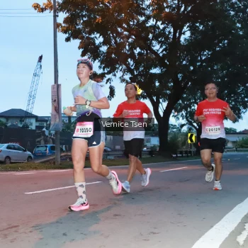 Runner Photo 1770899