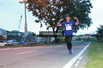 Runner Photo 1771209