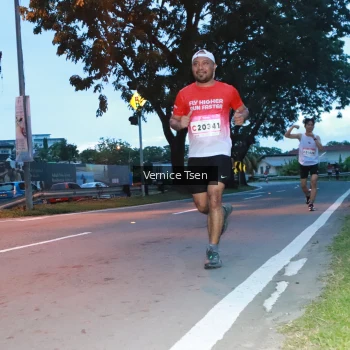 Runner Photo 1771270