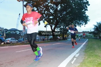 Runner Photo 1771290