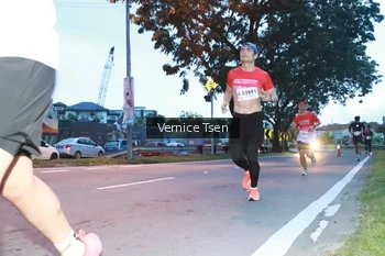 Runner Photo 1771553