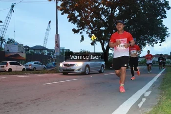 Runner Photo 1771569