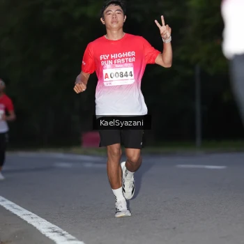 Runner Photo 1771589