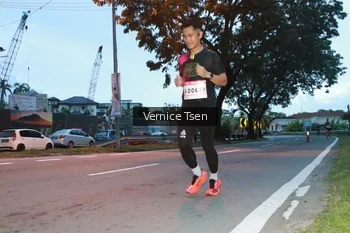 Runner Photo 1771628