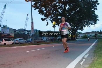 Runner Photo 1771642