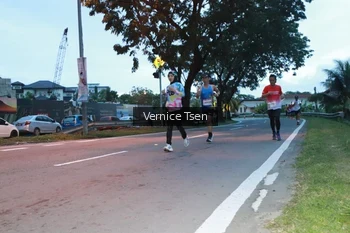 Runner Photo 1771753