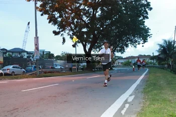 Runner Photo 1771785