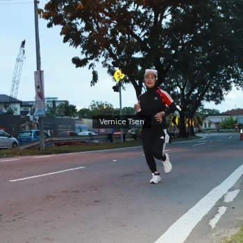 Runner Photo 1771943