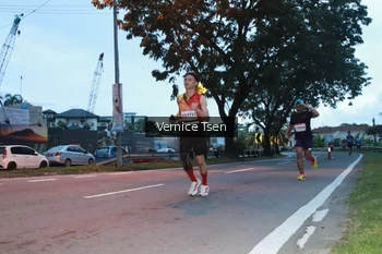 Runner Photo 1771997