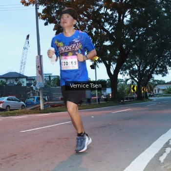 Runner Photo 1772025