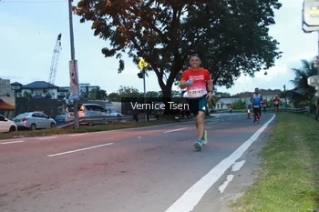 Runner Photo 1772039