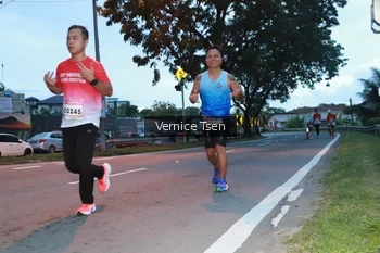 Runner Photo 1772078
