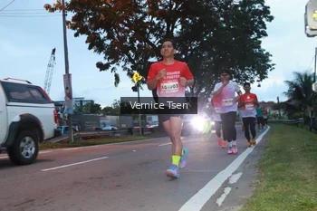 Runner Photo 1772364