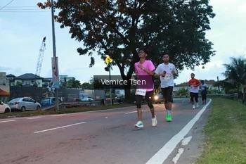 Runner Photo 1772451