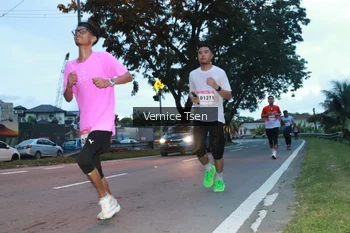 Runner Photo 1772459
