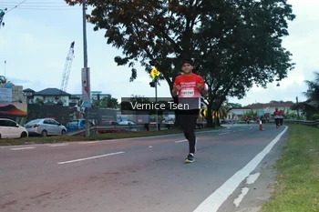 Runner Photo 1772479