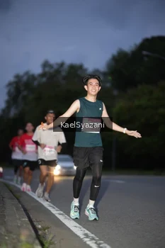 Runner Photo 1772531