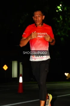 Runner Photo 1774254