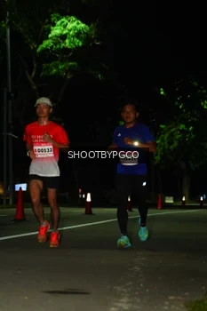 Runner Photo 1774337