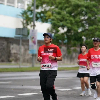 Runner Photo 1774373