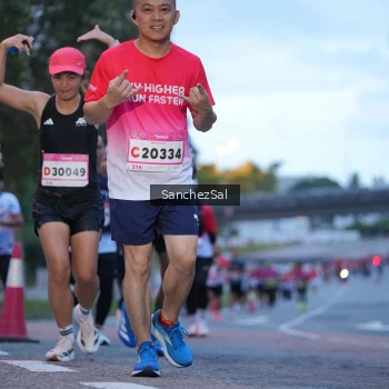 Runner Photo 1774435