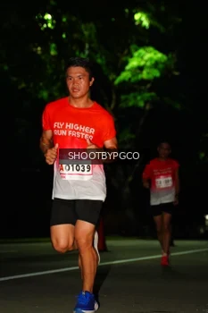 Runner Photo 1774696