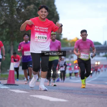 Runner Photo 1774769