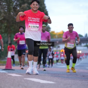 Runner Photo 1774772