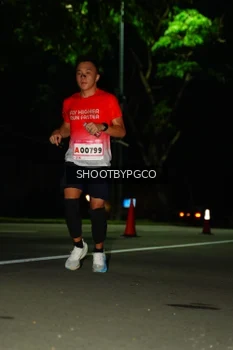 Runner Photo 1774889