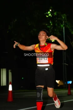 Runner Photo 1775021