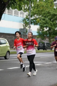 Runner Photo 1775130