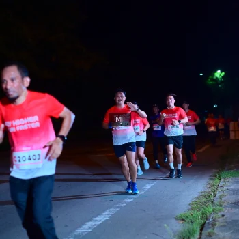 Runner Photo 1775540