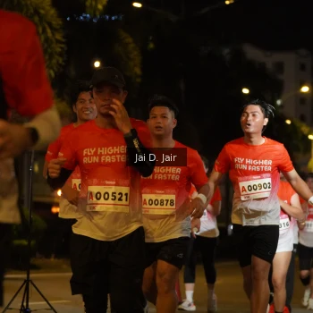Runner Photo 1775541