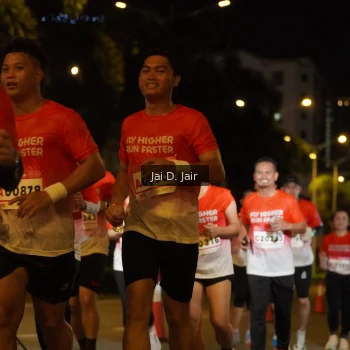 Runner Photo 1775575
