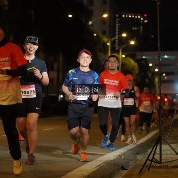 Runner Photo 1775710