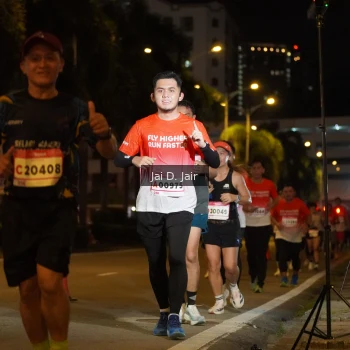 Runner Photo 1775751