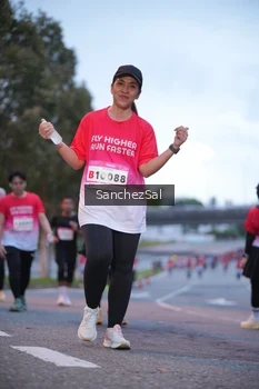 Runner Photo 1776017