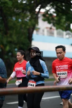 Runner Photo 1776185