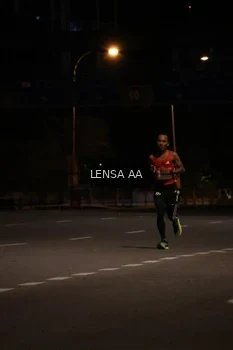 Runner Photo 1776189