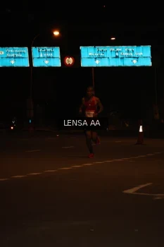 Runner Photo 1776348