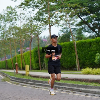 Runner Photo 1776395