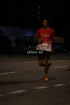 Runner Photo 1776719
