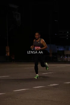 Runner Photo 1776998