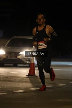 Runner Photo 1777163