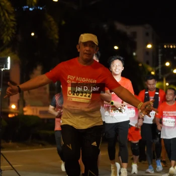 Runner Photo 1777182