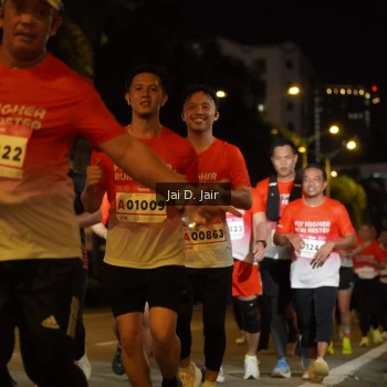 Runner Photo 1777208