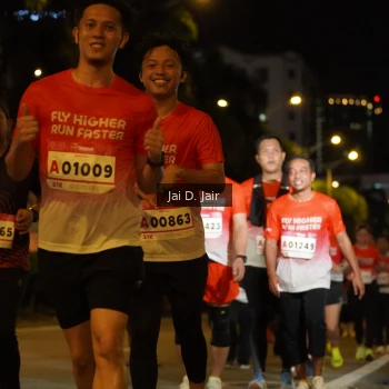 Runner Photo 1777222