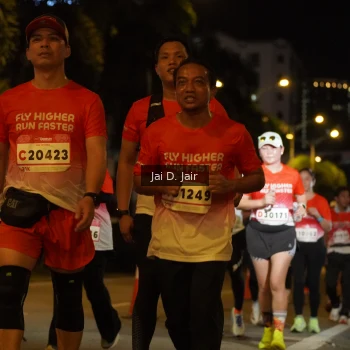 Runner Photo 1777280