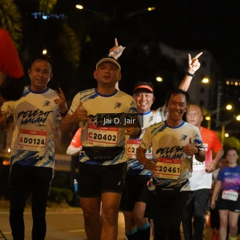 Runner Photo 1778284
