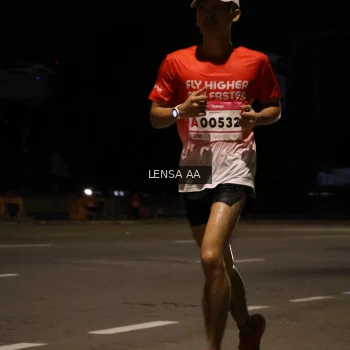 Runner Photo 1778330